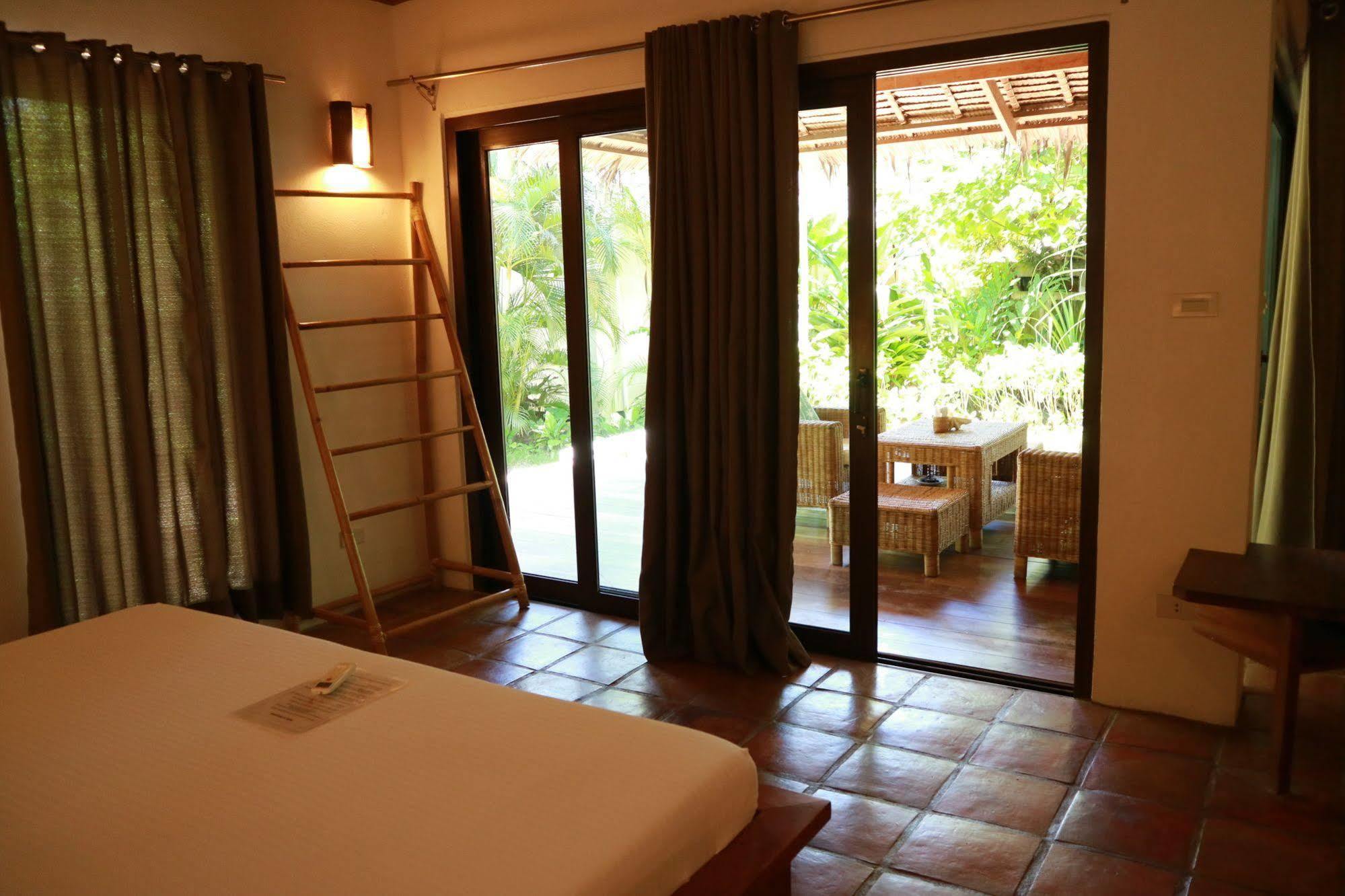 El Nido Mahogany Beach 外观 照片