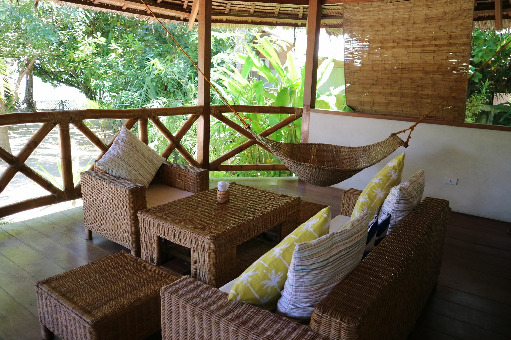 El Nido Mahogany Beach 外观 照片